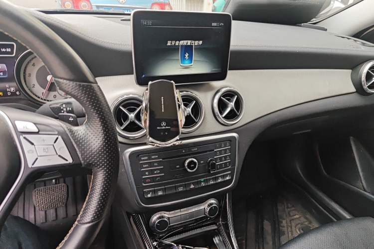 Used Mercedes-Benz GLA 2016 GLA 220 4MATIC Fashion Edition
