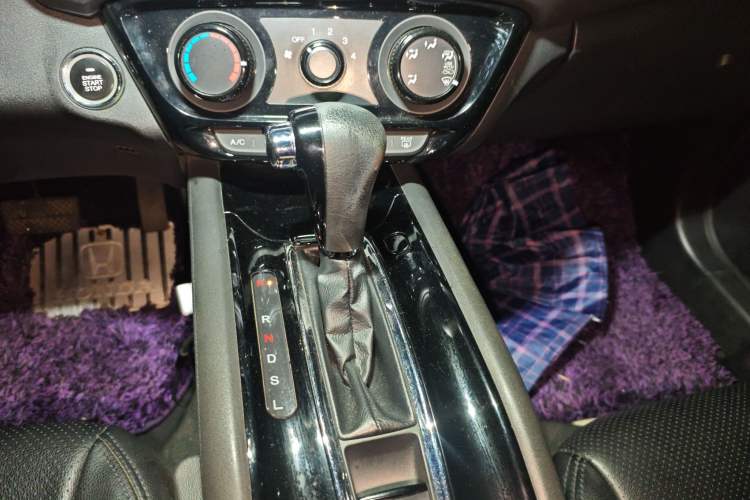 Used Honda Vezel 2017 1.5L CVT 2WD Comfort Model
