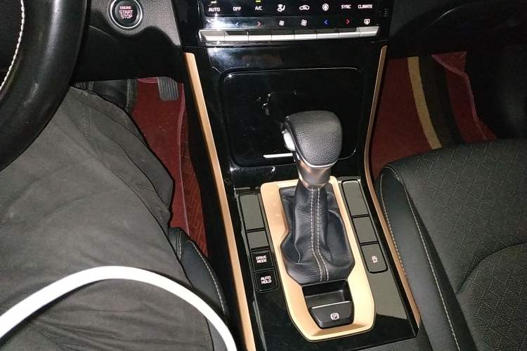 Used Kia K3 2019 1.5L CVT Smart Connectivity Version
