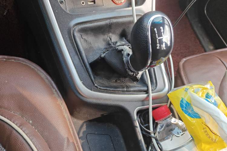 Used Baojun 560 2015 1.8L manual Comfort trim level
