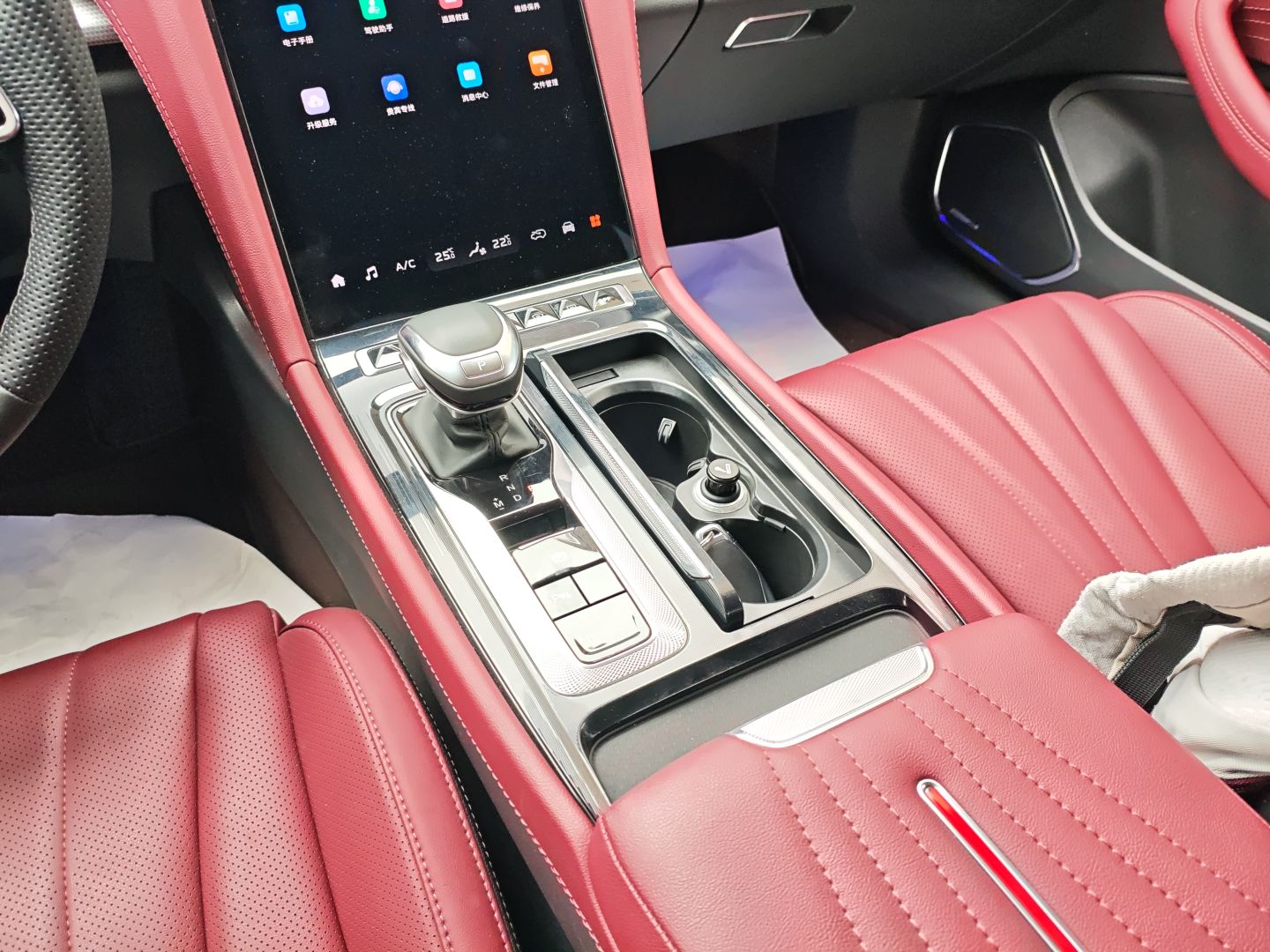 Hongqi H5 2024 1.5T DCT Smart Connect Flagship Edition - Chinese Trim Yun — снимка 16
