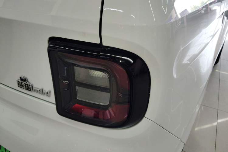 Used Geely Galaxy Panda 2025 210 km – Yuanqi Bear