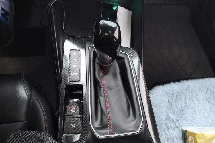 Used MG 5 2021 180 DVVT CVT Youth Luxury Edition
