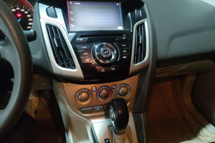 Used Ford Focus 2012 Sedan 1.6L Automatic Comfort Model
