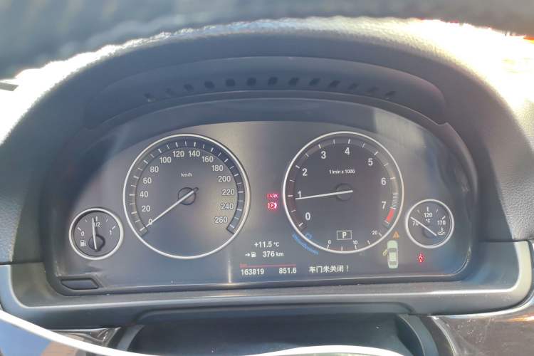 Used BMW 5 Series 2014 525Li Leading Model