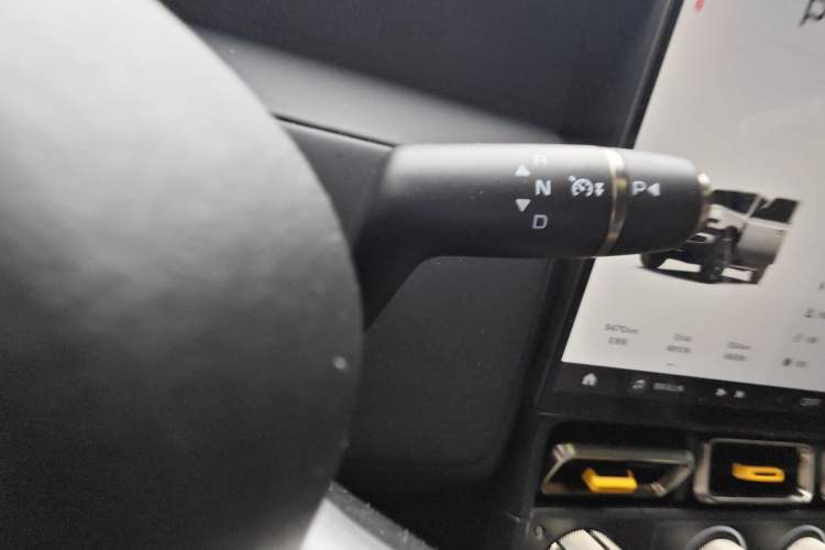 Used iCAR V23 2025 501 Four-Wheel Drive Intelligent Driving Version Gear Lever