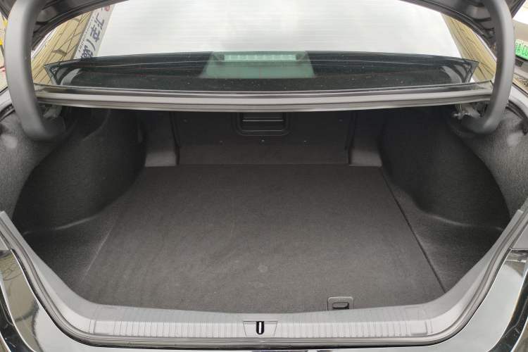 Used Toyota Avalon 2024 2.0L Ambition Edition Trunk