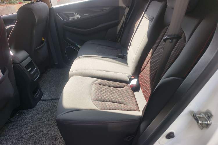 Used Baojun 560 2016 1.8L Manual Value Edition