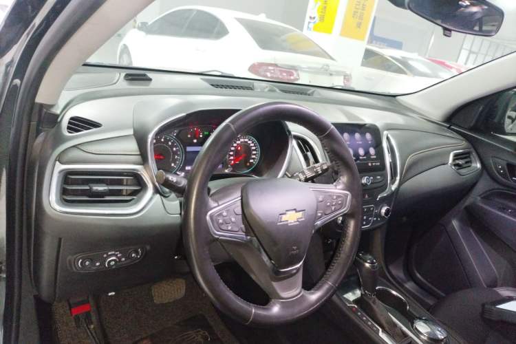 Used Chevrolet Equinox 2019 535T Automatic YuJie Edition China V Standard