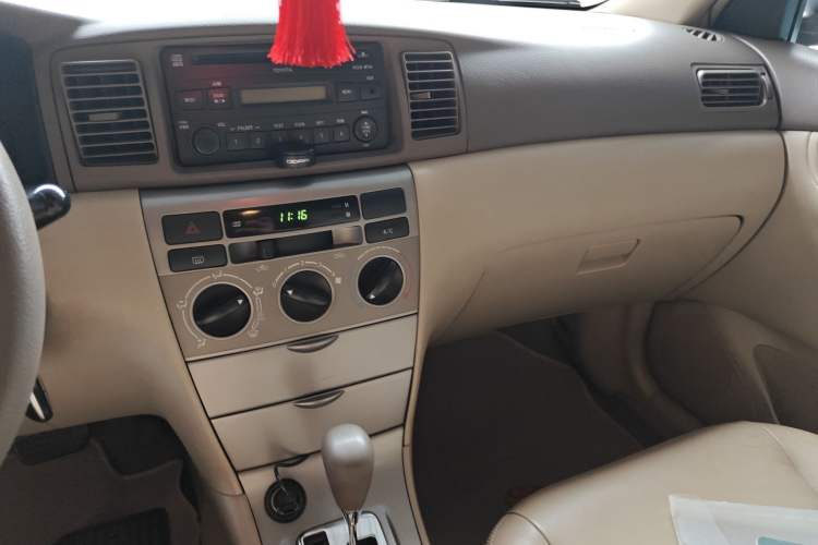 Used Toyota Corolla EX 2011 1.6L Automatic Luxury Edition