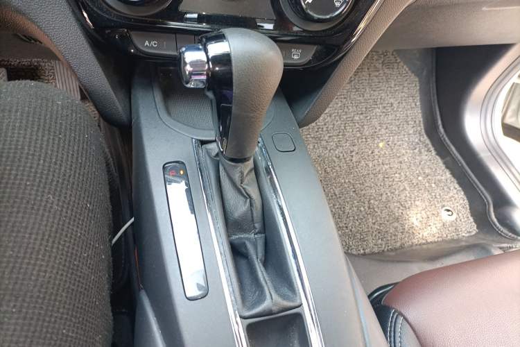 Used Honda XR-V 2015 1.5L LXi CVT Classic Edition
