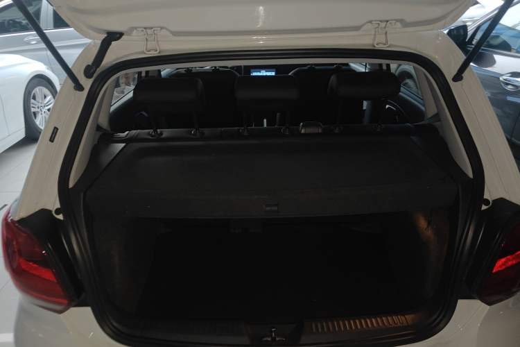 Used Volkswagen Polo 2018 1.5L Automatic Advanced Driving Model Trunk