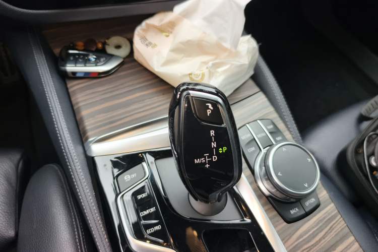 Used BMW 5 Series 2018 530i M Sport Package
