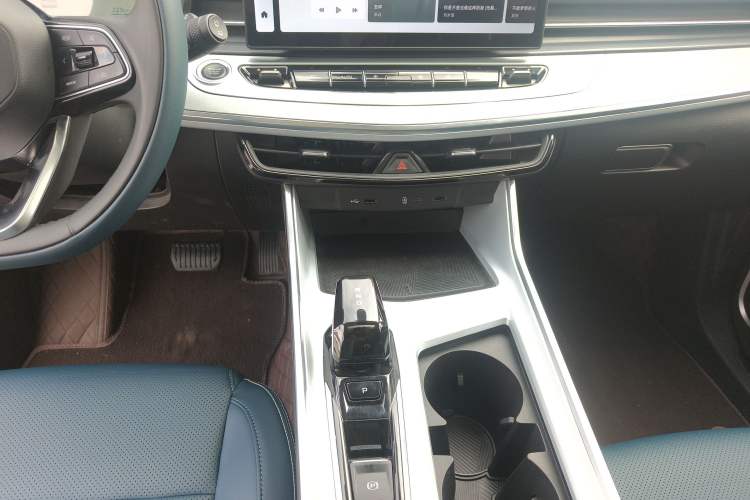 Used Geely Auto Jiajie 2025 1.5TD DCT Pengcheng Edition Gear Lever