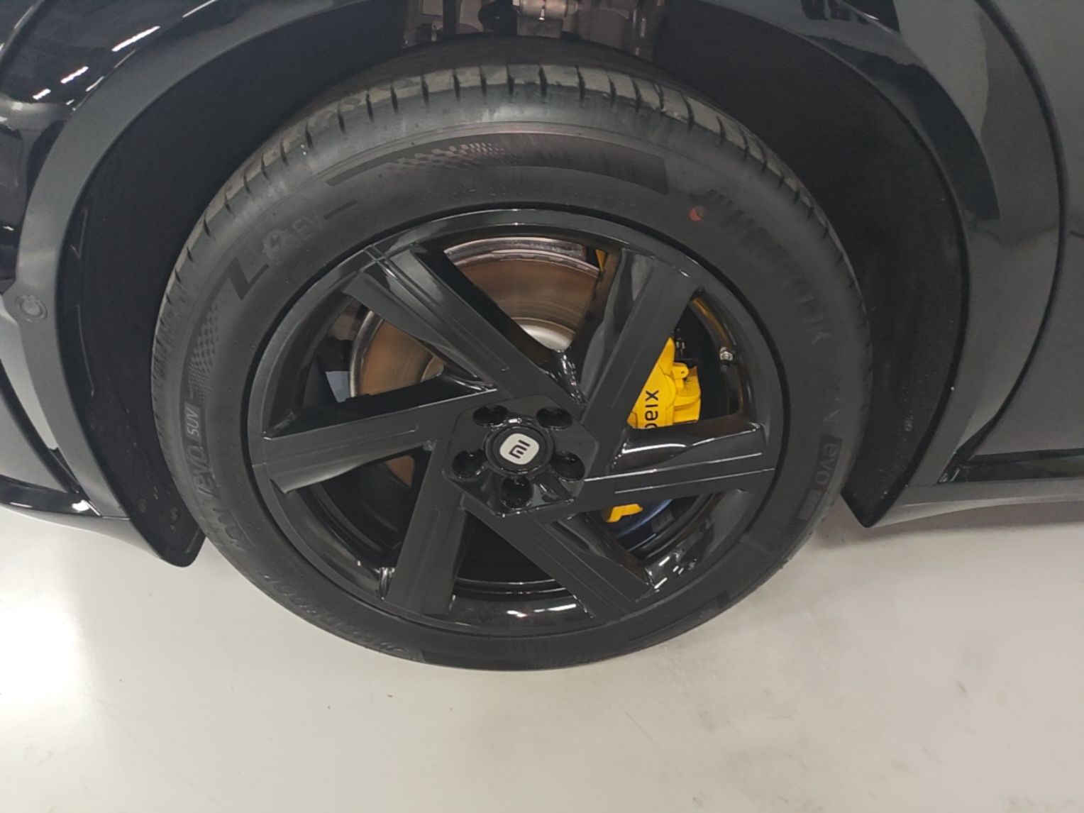 Xiaomi Auto YU7 2025 Ultra-Long Range Rear-Wheel Drive Version — снимка 10