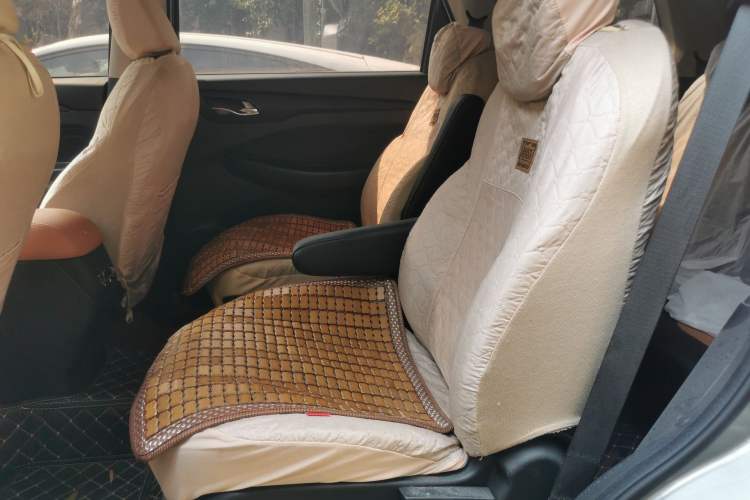 Used Wuling Hongguang S3 2019 1.5L Manual Comfort Model China VI Standard