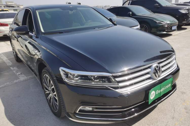 Used Volkswagen Phideon 2019 380TSI Two-Wheel Drive Business Edition China VI Standard
