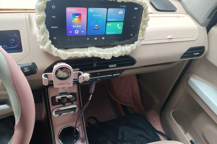 Used Geely Galaxy Panda 2023 Panda Mini 200km Endurance Bear
