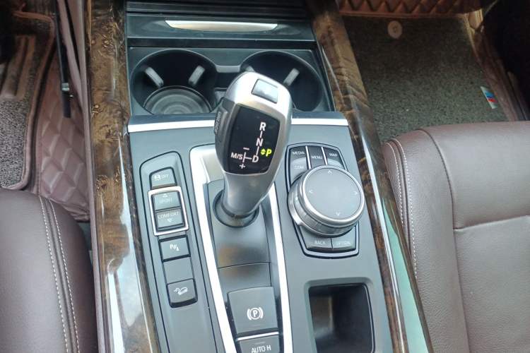 Used BMW X5 2017 xDrive28i Gear Lever