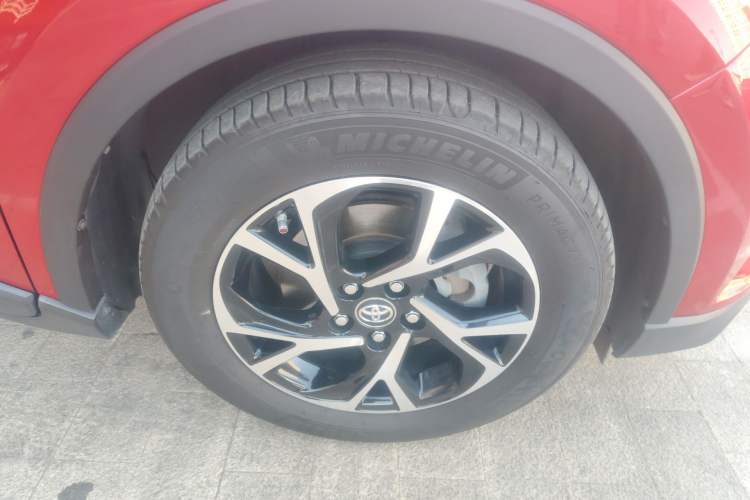 Used Toyota C-HR 2018 2.0L Luxury Edition China V Standard Right Front Wheel Hub