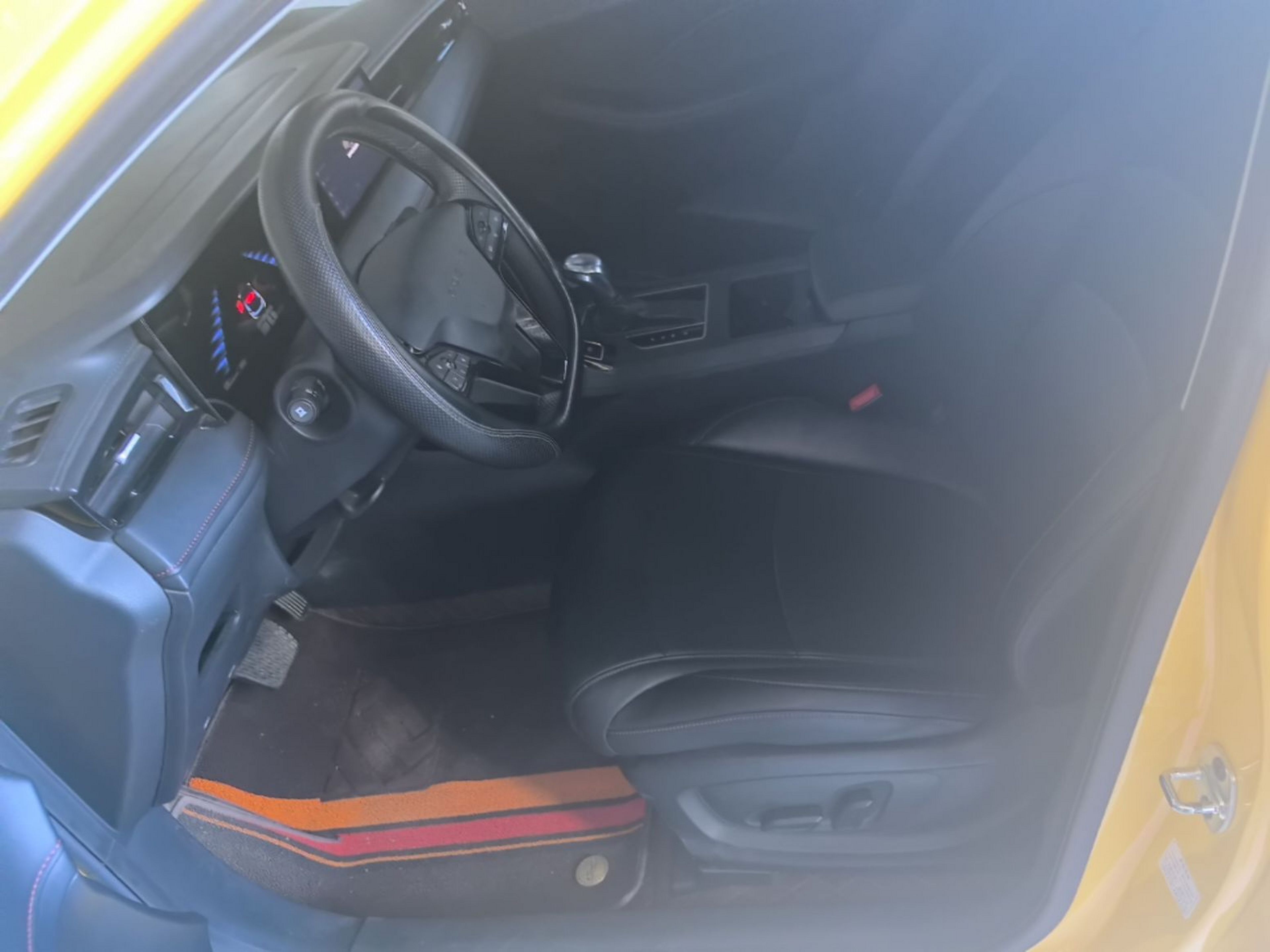 Interior delantero
