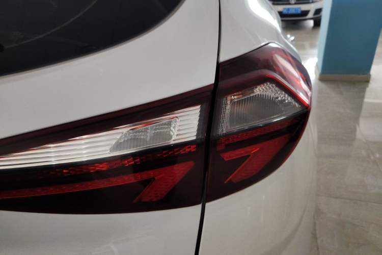 Used Hyundai Tucson 2019 280TGDi Dual-Clutch Two-Wheel Drive Fashion Edition China VI Standard
