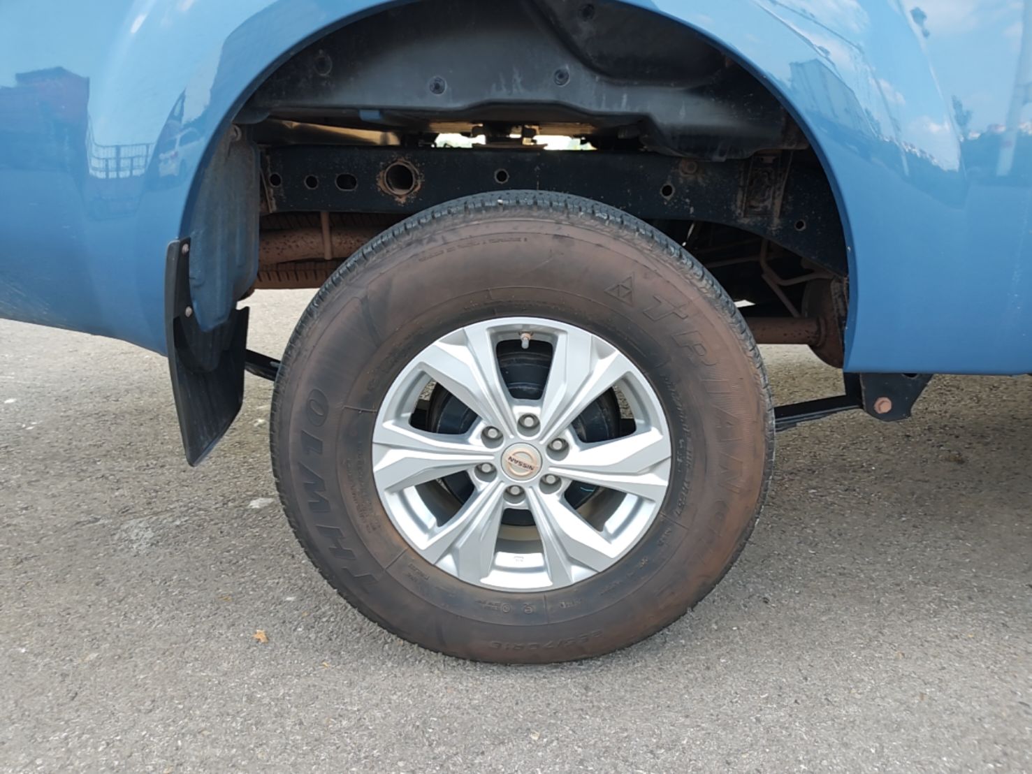 Dongfeng Ruichi 6 Pro 2025 Model 2.3T Automatic 2x2 Diesel Luxury Edition Flatbed Long Cargo Box — снимка 11