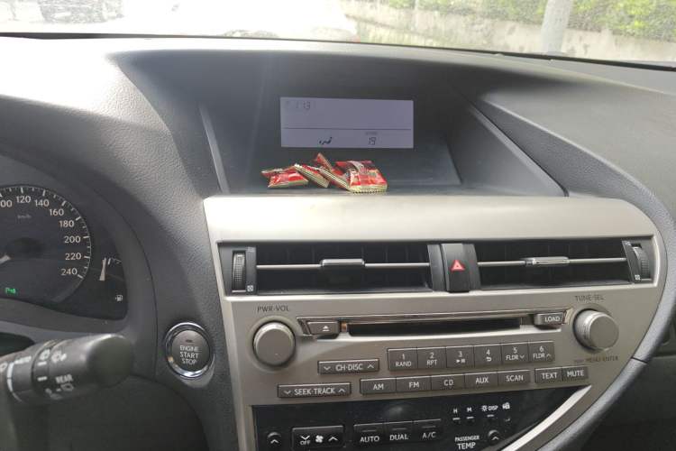 Used Lexus RX Classic 2011 270 Elite Edition Audio And AC Panel