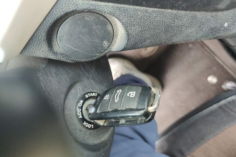 Used JAC Group Refine S2 2015 1.5L Manual Luxury Model
