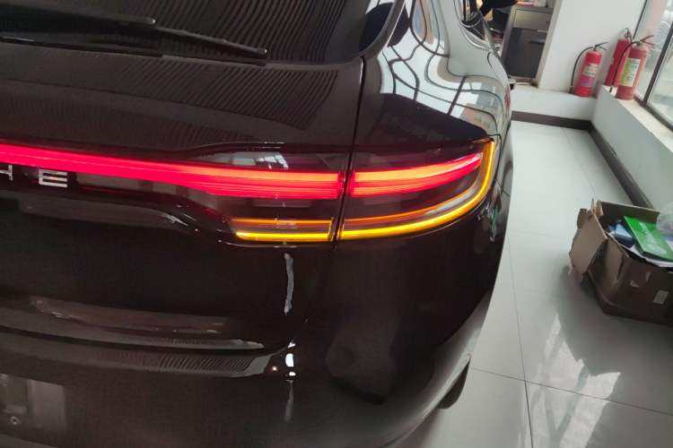 Used Porsche Macan 2018 Macan 2.0T