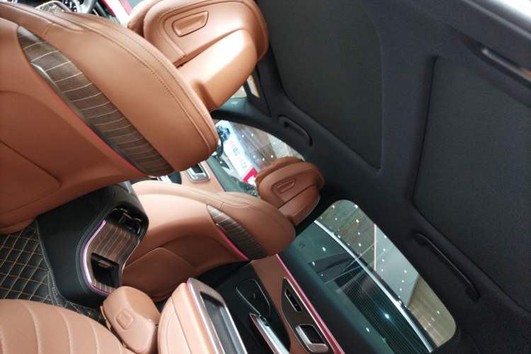 Used Mercedes-Benz E-Class 2024 Refresh E 300 L Stylish Edition
