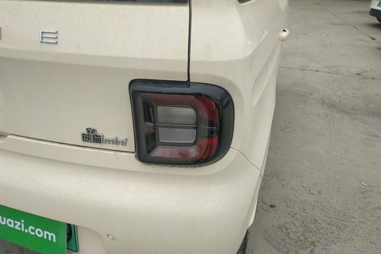 Used Geely Galaxy Panda 2025 210 km – Yuanqi Bear