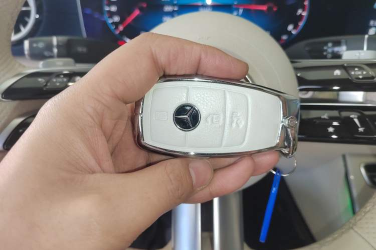 Used Mercedes-Benz E-Class (Import) 2023-Year Restyled E 260 Coupe
