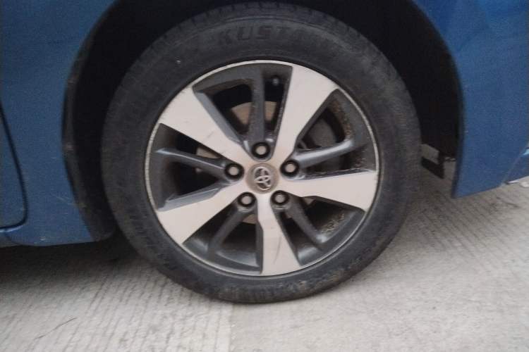 Used Toyota Levin 2016 Dual-Engine 1.8H GS-L E-CVT Leading Edition Right Front Wheel Hub