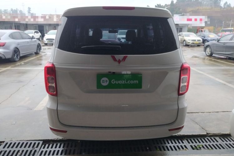 Used Wuling Hongguang 2019 1.5L S Comfort Edition China VI LAR
