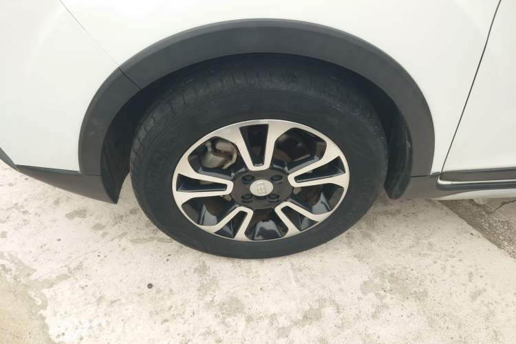 Used Geely Auto Vision X3 2017 1.5L Automatic Elite Model