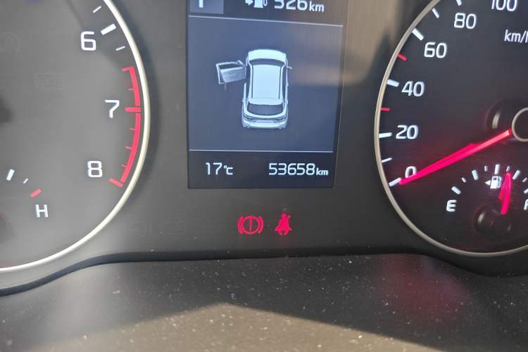 Used Kia KX Cross 2018 1.6L Automatic Dynamic Sunroof Version Odometer Close Up