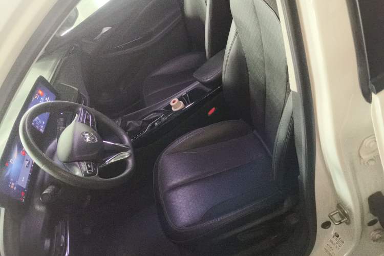 Used Buick Verano 2023 Pro Enjoyment Edition Left Front Seat