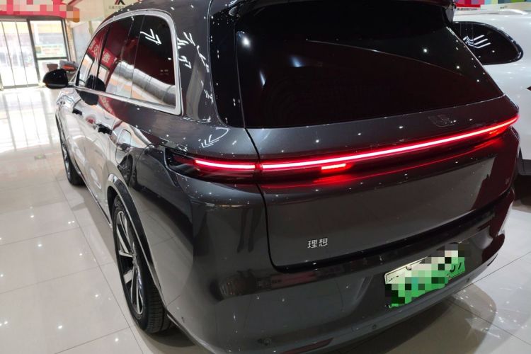 Used Li Auto L8 2023 Pro Model
