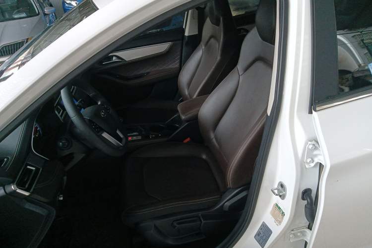 Used JAC Group J7 2020 1.5T CVT Elite Model Left Front Seat