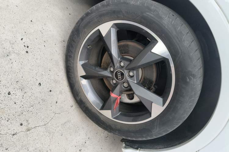 Used Audi Q3 2023 35 TFSI Fashion Dynamic Model (1.4T)
