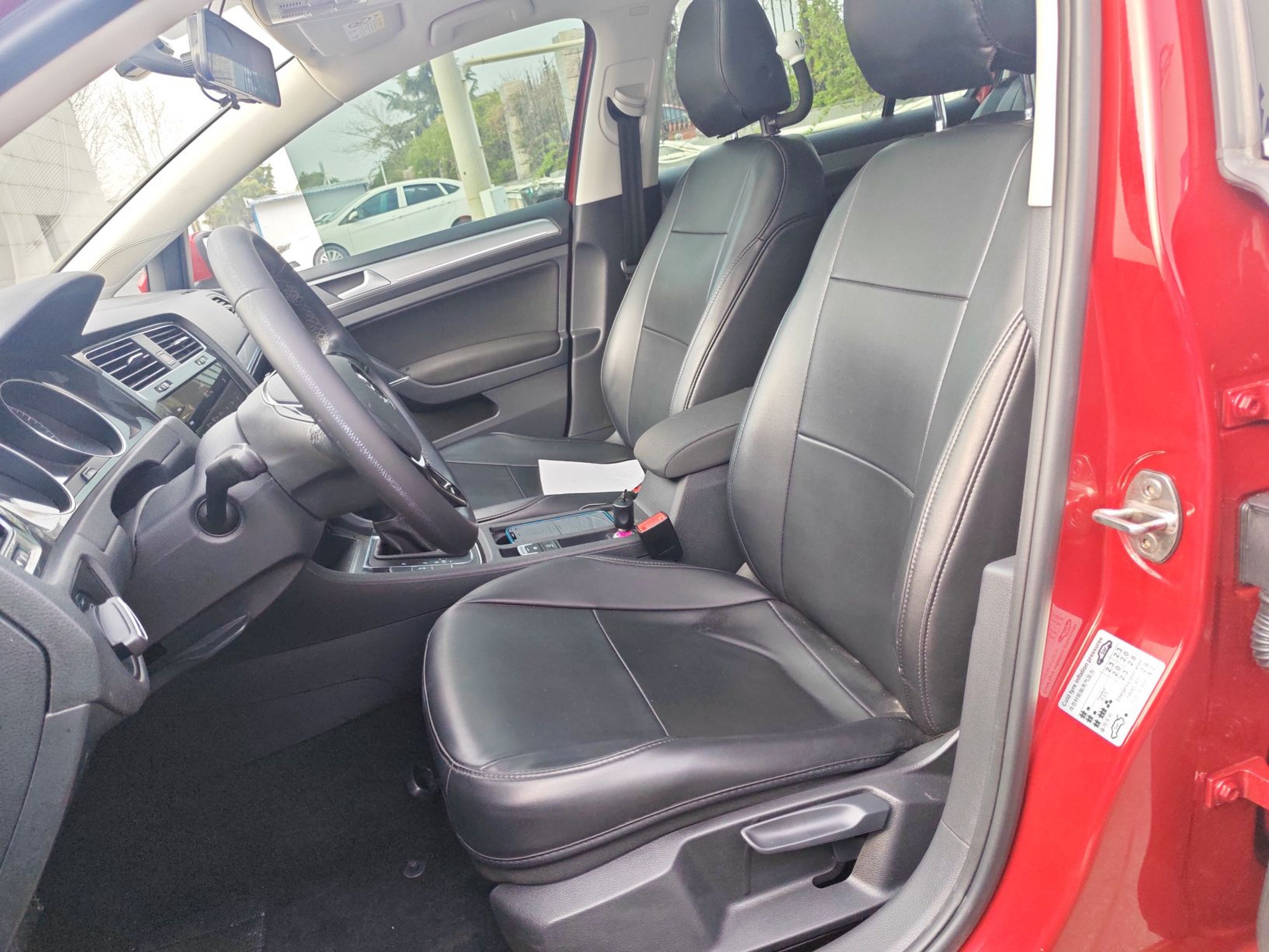 Interior delantero