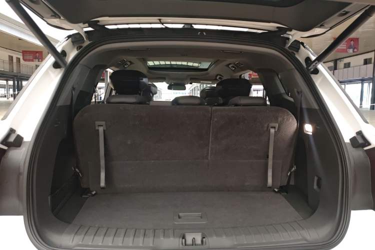 Used Ford Edge 2023 Ford Explorer L 2.0T EcoBoost Four-Wheel Drive 7-Seater Supreme Model
