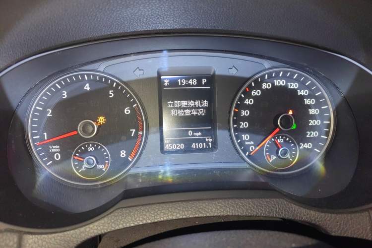 Used Volkswagen Sharan 2013 2.0 TSI Standard Model
