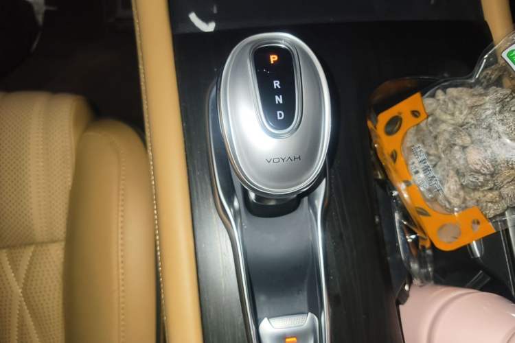 Used VOYAH Dream 2022 Low-Carbon Edition Dream+ Smart Enjoyment Package Gear Lever