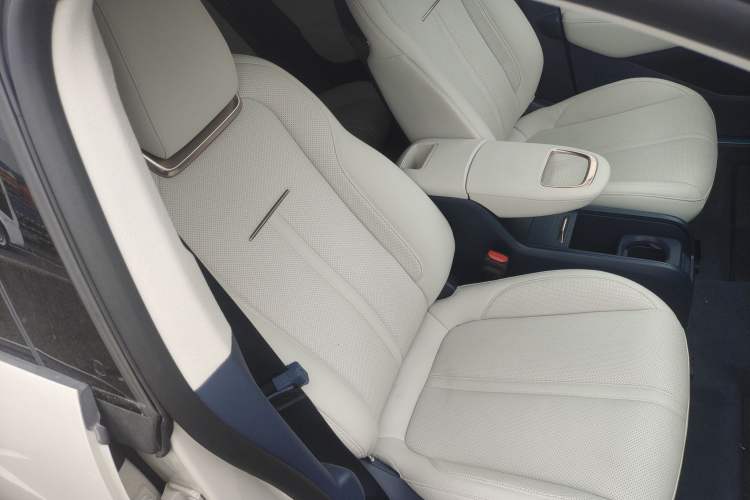 Used Zeekr X 2023 Rear-Drive ME Version 5 Seats Right Front Seat