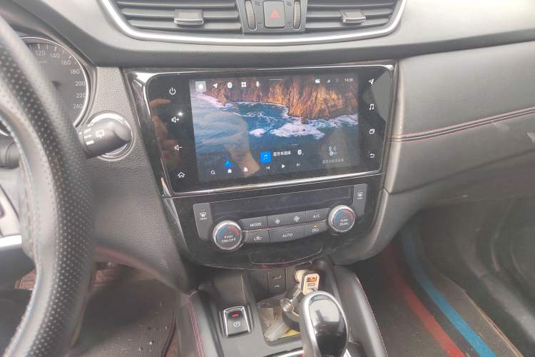 Used Nissan Qashqai 2022 2.0L CVT XV Smart Enjoyment Version Audio And AC Panel