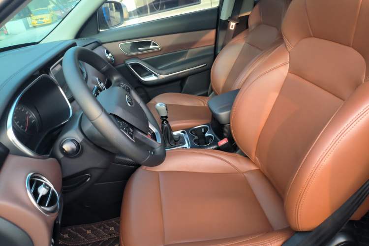 Used JAC Refine S7 2018 Sport Edition 1.5T Manual Comfort Model 7 Seats