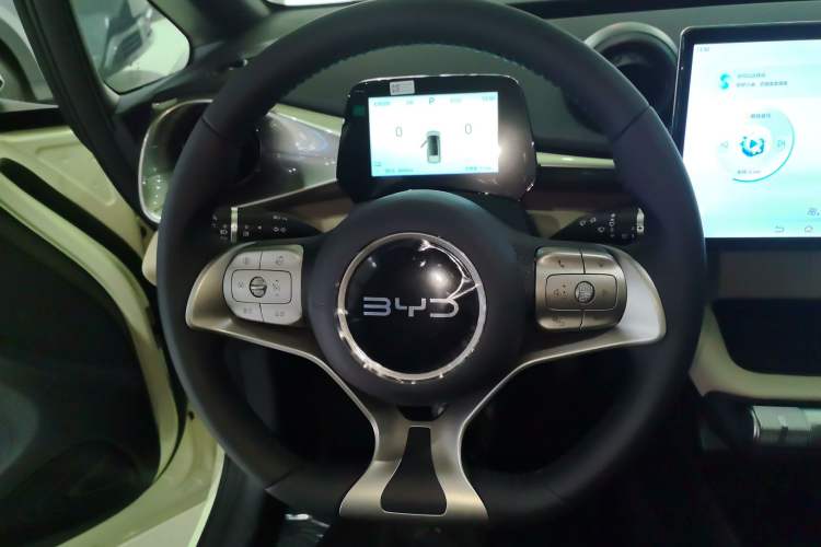 Used BYD Dolphin 2025 420km Free Edition