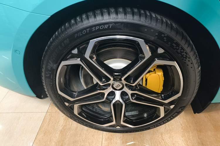 Used Xiaomi Auto SU7 2024 Rear-Drive Long-Range Intelligent Driving Version
